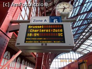 [P19] Gara din Anvers. Tablou indicator al trenului spre Bruxelles.  » foto by mihaelavoicu
 - 
<span class="allrVoted glyphicon glyphicon-heart hidden" id="av995742"></span>
<a class="m-l-10 hidden" id="sv995742" onclick="voting_Foto_DelVot(,995742,3747)" role="button">șterge vot <span class="glyphicon glyphicon-remove"></span></a>
<a id="v9995742" class=" c-red"  onclick="voting_Foto_SetVot(995742)" role="button"><span class="glyphicon glyphicon-heart-empty"></span> <b>LIKE</b> = Votează poza</a> <img class="hidden"  id="f995742W9" src="/imagini/loader.gif" border="0" /><span class="AjErrMes hidden" id="e995742ErM"></span>