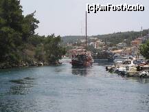 [P16] portul din gaios » foto by dianabzs
 - 
<span class="allrVoted glyphicon glyphicon-heart hidden" id="av159698"></span>
<a class="m-l-10 hidden" id="sv159698" onclick="voting_Foto_DelVot(,159698,3807)" role="button">șterge vot <span class="glyphicon glyphicon-remove"></span></a>
<a id="v9159698" class=" c-red"  onclick="voting_Foto_SetVot(159698)" role="button"><span class="glyphicon glyphicon-heart-empty"></span> <b>LIKE</b> = Votează poza</a> <img class="hidden"  id="f159698W9" src="/imagini/loader.gif" border="0" /><span class="AjErrMes hidden" id="e159698ErM"></span>