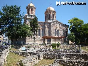 [P14] Constanța-Catedrala Arhiepiscopală a Tomisului - Sfinții Apostoli Petru și Pavel și sectorul Parcului Arheologic vecin catedralei » foto by mariana.olaru
 - 
<span class="allrVoted glyphicon glyphicon-heart hidden" id="av393039"></span>
<a class="m-l-10 hidden" id="sv393039" onclick="voting_Foto_DelVot(,393039,3820)" role="button">șterge vot <span class="glyphicon glyphicon-remove"></span></a>
<a id="v9393039" class=" c-red"  onclick="voting_Foto_SetVot(393039)" role="button"><span class="glyphicon glyphicon-heart-empty"></span> <b>LIKE</b> = Votează poza</a> <img class="hidden"  id="f393039W9" src="/imagini/loader.gif" border="0" /><span class="AjErrMes hidden" id="e393039ErM"></span>