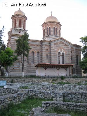 [P13] Catedrala „Sf. Apostoli Petru și Pavel” și vestigiile arheologice din apropiere.  » foto by tata123 🔱
 - 
<span class="allrVoted glyphicon glyphicon-heart hidden" id="av726191"></span>
<a class="m-l-10 hidden" id="sv726191" onclick="voting_Foto_DelVot(,726191,3820)" role="button">șterge vot <span class="glyphicon glyphicon-remove"></span></a>
<a id="v9726191" class=" c-red"  onclick="voting_Foto_SetVot(726191)" role="button"><span class="glyphicon glyphicon-heart-empty"></span> <b>LIKE</b> = Votează poza</a> <img class="hidden"  id="f726191W9" src="/imagini/loader.gif" border="0" /><span class="AjErrMes hidden" id="e726191ErM"></span>