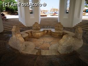 [P30] Kallithea Springs; rotonda cu (foste) izvoare captate » foto by crismis
 - 
<span class="allrVoted glyphicon glyphicon-heart hidden" id="av1327275"></span>
<a class="m-l-10 hidden" id="sv1327275" onclick="voting_Foto_DelVot(,1327275,3837)" role="button">șterge vot <span class="glyphicon glyphicon-remove"></span></a>
<a id="v91327275" class=" c-red"  onclick="voting_Foto_SetVot(1327275)" role="button"><span class="glyphicon glyphicon-heart-empty"></span> <b>LIKE</b> = Votează poza</a> <img class="hidden"  id="f1327275W9" src="/imagini/loader.gif" border="0" /><span class="AjErrMes hidden" id="e1327275ErM"></span>