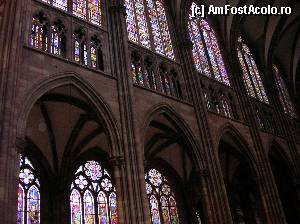 P14 [AUG-2012] Strasbourg. Catedrala Notre Dame, arcade şi vitralii. 