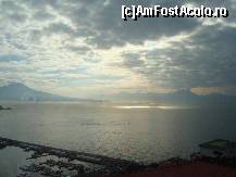 P21 [MAR-2011] Cerul si marea in dimineata plecarii spre Capri