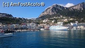 P04 [APR-2017] Ne apropiem de portul Marina Grande, insula Capri. O imagine incantatoare! 