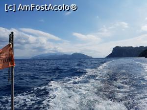 [P51] Inapoi spre Sorrento la sfarsitul unei zile superbe petrecute pe insula Capri.  » foto by Aurici
 - 
<span class="allrVoted glyphicon glyphicon-heart hidden" id="av858252"></span>
<a class="m-l-10 hidden" id="sv858252" onclick="voting_Foto_DelVot(,858252,3887)" role="button">șterge vot <span class="glyphicon glyphicon-remove"></span></a>
<a id="v9858252" class=" c-red"  onclick="voting_Foto_SetVot(858252)" role="button"><span class="glyphicon glyphicon-heart-empty"></span> <b>LIKE</b> = Votează poza</a> <img class="hidden"  id="f858252W9" src="/imagini/loader.gif" border="0" /><span class="AjErrMes hidden" id="e858252ErM"></span>