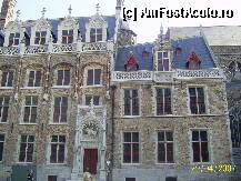 [P10] Bruges - Belgia - Fatada unei cladiri din Grosse Markt. » foto by popescu.borsa*
 - 
<span class="allrVoted glyphicon glyphicon-heart hidden" id="av159092"></span>
<a class="m-l-10 hidden" id="sv159092" onclick="voting_Foto_DelVot(,159092,3901)" role="button">șterge vot <span class="glyphicon glyphicon-remove"></span></a>
<a id="v9159092" class=" c-red"  onclick="voting_Foto_SetVot(159092)" role="button"><span class="glyphicon glyphicon-heart-empty"></span> <b>LIKE</b> = Votează poza</a> <img class="hidden"  id="f159092W9" src="/imagini/loader.gif" border="0" /><span class="AjErrMes hidden" id="e159092ErM"></span>