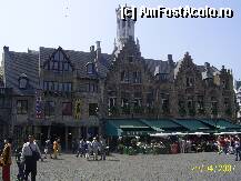 [P04] Bruges - Belgia - Grosse Markt. » foto by popescu.borsa*
 - 
<span class="allrVoted glyphicon glyphicon-heart hidden" id="av159051"></span>
<a class="m-l-10 hidden" id="sv159051" onclick="voting_Foto_DelVot(,159051,3901)" role="button">șterge vot <span class="glyphicon glyphicon-remove"></span></a>
<a id="v9159051" class=" c-red"  onclick="voting_Foto_SetVot(159051)" role="button"><span class="glyphicon glyphicon-heart-empty"></span> <b>LIKE</b> = Votează poza</a> <img class="hidden"  id="f159051W9" src="/imagini/loader.gif" border="0" /><span class="AjErrMes hidden" id="e159051ErM"></span>