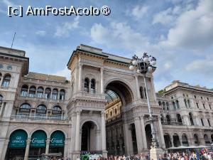 [P02] Intrarea dinspre Dom în Galeriile Vittorio Emmanuelle, foarte apreciate » foto by mnn
 - 
<span class="allrVoted glyphicon glyphicon-heart hidden" id="av1539722"></span>
<a class="m-l-10 hidden" id="sv1539722" onclick="voting_Foto_DelVot(,1539722,3925)" role="button">șterge vot <span class="glyphicon glyphicon-remove"></span></a>
<a id="v91539722" class=" c-red"  onclick="voting_Foto_SetVot(1539722)" role="button"><span class="glyphicon glyphicon-heart-empty"></span> <b>LIKE</b> = Votează poza</a> <img class="hidden"  id="f1539722W9" src="/imagini/loader.gif" border="0" /><span class="AjErrMes hidden" id="e1539722ErM"></span>