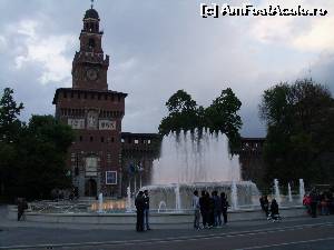 [P07] Gentile signori, guarda il Castelo Sforzesco :)  » foto by andreip2
 - 
<span class="allrVoted glyphicon glyphicon-heart hidden" id="av614036"></span>
<a class="m-l-10 hidden" id="sv614036" onclick="voting_Foto_DelVot(,614036,3925)" role="button">șterge vot <span class="glyphicon glyphicon-remove"></span></a>
<a id="v9614036" class=" c-red"  onclick="voting_Foto_SetVot(614036)" role="button"><span class="glyphicon glyphicon-heart-empty"></span> <b>LIKE</b> = Votează poza</a> <img class="hidden"  id="f614036W9" src="/imagini/loader.gif" border="0" /><span class="AjErrMes hidden" id="e614036ErM"></span>