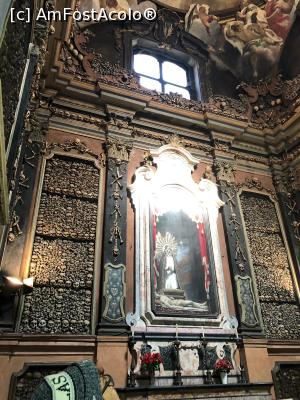 [P27] San Bernardino alle Ossa - biserica decorată cu cranii și oase » foto by Alina Roxana
 - 
<span class="allrVoted glyphicon glyphicon-heart hidden" id="av1060915"></span>
<a class="m-l-10 hidden" id="sv1060915" onclick="voting_Foto_DelVot(,1060915,3925)" role="button">șterge vot <span class="glyphicon glyphicon-remove"></span></a>
<a id="v91060915" class=" c-red"  onclick="voting_Foto_SetVot(1060915)" role="button"><span class="glyphicon glyphicon-heart-empty"></span> <b>LIKE</b> = Votează poza</a> <img class="hidden"  id="f1060915W9" src="/imagini/loader.gif" border="0" /><span class="AjErrMes hidden" id="e1060915ErM"></span>