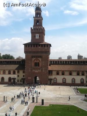 [P09] Castelul Sforzesco » foto by lenti
 - 
<span class="allrVoted glyphicon glyphicon-heart hidden" id="av1020351"></span>
<a class="m-l-10 hidden" id="sv1020351" onclick="voting_Foto_DelVot(,1020351,3925)" role="button">șterge vot <span class="glyphicon glyphicon-remove"></span></a>
<a id="v91020351" class=" c-red"  onclick="voting_Foto_SetVot(1020351)" role="button"><span class="glyphicon glyphicon-heart-empty"></span> <b>LIKE</b> = Votează poza</a> <img class="hidden"  id="f1020351W9" src="/imagini/loader.gif" border="0" /><span class="AjErrMes hidden" id="e1020351ErM"></span>