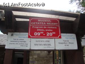 [P73] Informații afișate la casa de bilete a Cetății Neamț.  » foto by Floryn81
 - 
<span class="allrVoted glyphicon glyphicon-heart hidden" id="av741372"></span>
<a class="m-l-10 hidden" id="sv741372" onclick="voting_Foto_DelVot(,741372,3934)" role="button">șterge vot <span class="glyphicon glyphicon-remove"></span></a>
<a id="v9741372" class=" c-red"  onclick="voting_Foto_SetVot(741372)" role="button"><span class="glyphicon glyphicon-heart-empty"></span> <b>LIKE</b> = Votează poza</a> <img class="hidden"  id="f741372W9" src="/imagini/loader.gif" border="0" /><span class="AjErrMes hidden" id="e741372ErM"></span>