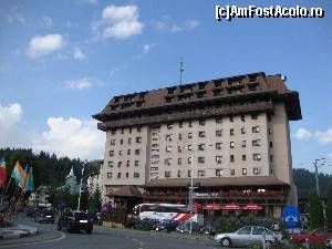 [P02] Hotelul Best Western Bucovina – Club de munte, o unitate de cazare situată în centrul orașului.  » foto by Floryn81
 - 
<span class="allrVoted glyphicon glyphicon-heart hidden" id="av573777"></span>
<a class="m-l-10 hidden" id="sv573777" onclick="voting_Foto_DelVot(,573777,3935)" role="button">șterge vot <span class="glyphicon glyphicon-remove"></span></a>
<a id="v9573777" class=" c-red"  onclick="voting_Foto_SetVot(573777)" role="button"><span class="glyphicon glyphicon-heart-empty"></span> <b>LIKE</b> = Votează poza</a> <img class="hidden"  id="f573777W9" src="/imagini/loader.gif" border="0" /><span class="AjErrMes hidden" id="e573777ErM"></span>