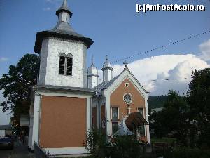 [P25] Iată și Biserica Sfinții Arhangheli Mihail și Gavriil din Gura Humorului. Vom vizita și acest obiectiv.  » foto by Floryn81
 - 
<span class="allrVoted glyphicon glyphicon-heart hidden" id="av573800"></span>
<a class="m-l-10 hidden" id="sv573800" onclick="voting_Foto_DelVot(,573800,3935)" role="button">șterge vot <span class="glyphicon glyphicon-remove"></span></a>
<a id="v9573800" class=" c-red"  onclick="voting_Foto_SetVot(573800)" role="button"><span class="glyphicon glyphicon-heart-empty"></span> <b>LIKE</b> = Votează poza</a> <img class="hidden"  id="f573800W9" src="/imagini/loader.gif" border="0" /><span class="AjErrMes hidden" id="e573800ErM"></span>