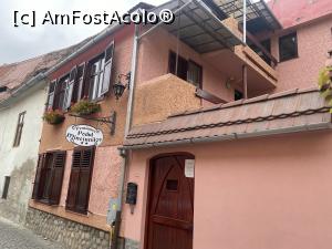[P54] Sibiu - zona veche a orasului dar si o pensiune » foto by mishu
 - 
<span class="allrVoted glyphicon glyphicon-heart hidden" id="av1339749"></span>
<a class="m-l-10 hidden" id="sv1339749" onclick="voting_Foto_DelVot(,1339749,3936)" role="button">șterge vot <span class="glyphicon glyphicon-remove"></span></a>
<a id="v91339749" class=" c-red"  onclick="voting_Foto_SetVot(1339749)" role="button"><span class="glyphicon glyphicon-heart-empty"></span> <b>LIKE</b> = Votează poza</a> <img class="hidden"  id="f1339749W9" src="/imagini/loader.gif" border="0" /><span class="AjErrMes hidden" id="e1339749ErM"></span>