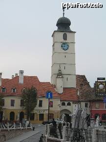 [P05] Se putea Sibiu fara Turnul Sfatului? » foto by danieltanase*
 - 
<span class="allrVoted glyphicon glyphicon-heart hidden" id="av148295"></span>
<a class="m-l-10 hidden" id="sv148295" onclick="voting_Foto_DelVot(,148295,3936)" role="button">șterge vot <span class="glyphicon glyphicon-remove"></span></a>
<a id="v9148295" class=" c-red"  onclick="voting_Foto_SetVot(148295)" role="button"><span class="glyphicon glyphicon-heart-empty"></span> <b>LIKE</b> = Votează poza</a> <img class="hidden"  id="f148295W9" src="/imagini/loader.gif" border="0" /><span class="AjErrMes hidden" id="e148295ErM"></span>
