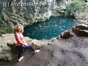 [P24] Desi pare un lac de suprafata, in realitate este un lac carstic cu o suprafata de 700 m patrati si o adancime de 14 m, care s-a aratat ochiului omului odata cu prabusirea partiala a tavanului pesterii care il adapostea. » foto by geani anto
 - 
<span class="allrVoted glyphicon glyphicon-heart hidden" id="av1195126"></span>
<a class="m-l-10 hidden" id="sv1195126" onclick="voting_Foto_DelVot(,1195126,3939)" role="button">șterge vot <span class="glyphicon glyphicon-remove"></span></a>
<a id="v91195126" class=" c-red"  onclick="voting_Foto_SetVot(1195126)" role="button"><span class="glyphicon glyphicon-heart-empty"></span> <b>LIKE</b> = Votează poza</a> <img class="hidden"  id="f1195126W9" src="/imagini/loader.gif" border="0" /><span class="AjErrMes hidden" id="e1195126ErM"></span>