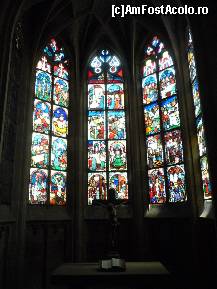 [P38] Ulm - Ulmer Minster, vitraliul din altar, crucifixul şi Biblia deschisă. » foto by Dragoș_MD
 - 
<span class="allrVoted glyphicon glyphicon-heart hidden" id="av220598"></span>
<a class="m-l-10 hidden" id="sv220598" onclick="voting_Foto_DelVot(,220598,3969)" role="button">șterge vot <span class="glyphicon glyphicon-remove"></span></a>
<a id="v9220598" class=" c-red"  onclick="voting_Foto_SetVot(220598)" role="button"><span class="glyphicon glyphicon-heart-empty"></span> <b>LIKE</b> = Votează poza</a> <img class="hidden"  id="f220598W9" src="/imagini/loader.gif" border="0" /><span class="AjErrMes hidden" id="e220598ErM"></span>