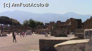 [P25] La pas prin Forumul din Pompei.  » foto by ovidiuyepi
 - 
<span class="allrVoted glyphicon glyphicon-heart hidden" id="av949762"></span>
<a class="m-l-10 hidden" id="sv949762" onclick="voting_Foto_DelVot(,949762,3976)" role="button">șterge vot <span class="glyphicon glyphicon-remove"></span></a>
<a id="v9949762" class=" c-red"  onclick="voting_Foto_SetVot(949762)" role="button"><span class="glyphicon glyphicon-heart-empty"></span> <b>LIKE</b> = Votează poza</a> <img class="hidden"  id="f949762W9" src="/imagini/loader.gif" border="0" /><span class="AjErrMes hidden" id="e949762ErM"></span>