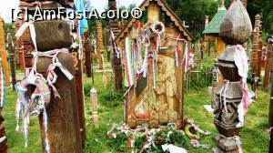 [P10] Pe monumentul funerar se vede sculptat un ostaș (maghiar, secui) închinând steagul unguresc » foto by Lucien
 - 
<span class="allrVoted glyphicon glyphicon-heart hidden" id="av809232"></span>
<a class="m-l-10 hidden" id="sv809232" onclick="voting_Foto_DelVot(,809232,3998)" role="button">șterge vot <span class="glyphicon glyphicon-remove"></span></a>
<a id="v9809232" class=" c-red"  onclick="voting_Foto_SetVot(809232)" role="button"><span class="glyphicon glyphicon-heart-empty"></span> <b>LIKE</b> = Votează poza</a> <img class="hidden"  id="f809232W9" src="/imagini/loader.gif" border="0" /><span class="AjErrMes hidden" id="e809232ErM"></span>