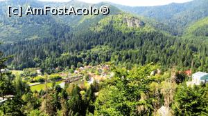 [P16] Zona lacului Ciucaș și Piatra Șoimilor văzute de la Turnul Apor.  » foto by Lucien
 - 
<span class="allrVoted glyphicon glyphicon-heart hidden" id="av811507"></span>
<a class="m-l-10 hidden" id="sv811507" onclick="voting_Foto_DelVot(,811507,3998)" role="button">șterge vot <span class="glyphicon glyphicon-remove"></span></a>
<a id="v9811507" class=" c-red"  onclick="voting_Foto_SetVot(811507)" role="button"><span class="glyphicon glyphicon-heart-empty"></span> <b>LIKE</b> = Votează poza</a> <img class="hidden"  id="f811507W9" src="/imagini/loader.gif" border="0" /><span class="AjErrMes hidden" id="e811507ErM"></span>