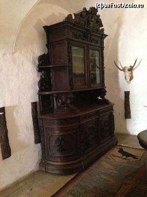 [P10] Una dintre putinele piese de mobilier din castel » foto by Adriana_B
 - 
<span class="allrVoted glyphicon glyphicon-heart hidden" id="av645693"></span>
<a class="m-l-10 hidden" id="sv645693" onclick="voting_Foto_DelVot(,645693,4000)" role="button">șterge vot <span class="glyphicon glyphicon-remove"></span></a>
<a id="v9645693" class=" c-red"  onclick="voting_Foto_SetVot(645693)" role="button"><span class="glyphicon glyphicon-heart-empty"></span> <b>LIKE</b> = Votează poza</a> <img class="hidden"  id="f645693W9" src="/imagini/loader.gif" border="0" /><span class="AjErrMes hidden" id="e645693ErM"></span>