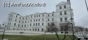 [P24] 24. În drum spre autocar, trecem și pe lângă fostul „Hotel Carol”, în prezent, „Comandamentul Marinei Militare”. » foto by msnd
 - 
<span class="allrVoted glyphicon glyphicon-heart hidden" id="av1524740"></span>
<a class="m-l-10 hidden" id="sv1524740" onclick="voting_Foto_DelVot(,1524740,4001)" role="button">șterge vot <span class="glyphicon glyphicon-remove"></span></a>
<a id="v91524740" class=" c-red"  onclick="voting_Foto_SetVot(1524740)" role="button"><span class="glyphicon glyphicon-heart-empty"></span> <b>LIKE</b> = Votează poza</a> <img class="hidden"  id="f1524740W9" src="/imagini/loader.gif" border="0" /><span class="AjErrMes hidden" id="e1524740ErM"></span>