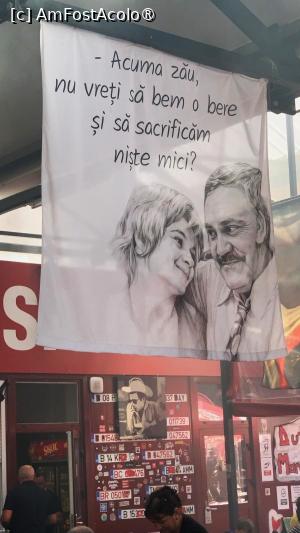 [P15] Reclamă afisată pe pereţi » foto by Michi
 - 
<span class="allrVoted glyphicon glyphicon-heart hidden" id="av1542311"></span>
<a class="m-l-10 hidden" id="sv1542311" onclick="voting_Foto_DelVot(,1542311,4083)" role="button">șterge vot <span class="glyphicon glyphicon-remove"></span></a>
<a id="v91542311" class=" c-red"  onclick="voting_Foto_SetVot(1542311)" role="button"><span class="glyphicon glyphicon-heart-empty"></span> <b>LIKE</b> = Votează poza</a> <img class="hidden"  id="f1542311W9" src="/imagini/loader.gif" border="0" /><span class="AjErrMes hidden" id="e1542311ErM"></span>