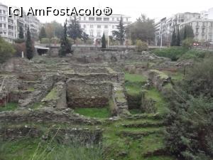 [P38] Şantierul arheologic din faţa monumentalei clădiri a ministerului Macedoniei şi Traciei numită Dokitirio (în fundal)  » foto by irinad
 - 
<span class="allrVoted glyphicon glyphicon-heart hidden" id="av816378"></span>
<a class="m-l-10 hidden" id="sv816378" onclick="voting_Foto_DelVot(,816378,4165)" role="button">șterge vot <span class="glyphicon glyphicon-remove"></span></a>
<a id="v9816378" class=" c-red"  onclick="voting_Foto_SetVot(816378)" role="button"><span class="glyphicon glyphicon-heart-empty"></span> <b>LIKE</b> = Votează poza</a> <img class="hidden"  id="f816378W9" src="/imagini/loader.gif" border="0" /><span class="AjErrMes hidden" id="e816378ErM"></span>