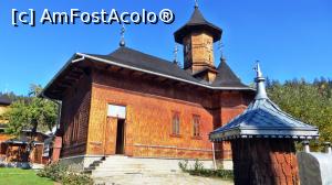 [P01] Biserica de lemn a Schitului Agapia Veche, construită în perioada 1990-1994 pe locul unde de-a lungul vremii au mai fost alte șase biserici » foto by Lucien
 - 
<span class="allrVoted glyphicon glyphicon-heart hidden" id="av786650"></span>
<a class="m-l-10 hidden" id="sv786650" onclick="voting_Foto_DelVot(,786650,4213)" role="button">șterge vot <span class="glyphicon glyphicon-remove"></span></a>
<a id="v9786650" class=" c-red"  onclick="voting_Foto_SetVot(786650)" role="button"><span class="glyphicon glyphicon-heart-empty"></span> <b>LIKE</b> = Votează poza</a> <img class="hidden"  id="f786650W9" src="/imagini/loader.gif" border="0" /><span class="AjErrMes hidden" id="e786650ErM"></span>