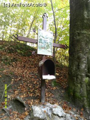 [P27] 27. Una din opririle de pe ”Drumul crucii. » foto by msnd
 - 
<span class="allrVoted glyphicon glyphicon-heart hidden" id="av1504625"></span>
<a class="m-l-10 hidden" id="sv1504625" onclick="voting_Foto_DelVot(,1504625,4219)" role="button">șterge vot <span class="glyphicon glyphicon-remove"></span></a>
<a id="v91504625" class=" c-red"  onclick="voting_Foto_SetVot(1504625)" role="button"><span class="glyphicon glyphicon-heart-empty"></span> <b>LIKE</b> = Votează poza</a> <img class="hidden"  id="f1504625W9" src="/imagini/loader.gif" border="0" /><span class="AjErrMes hidden" id="e1504625ErM"></span>