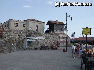 [P35] statia de autobuz din nessebar » foto by singing22loud
 - 
<span class="allrVoted glyphicon glyphicon-heart hidden" id="av487570"></span>
<a class="m-l-10 hidden" id="sv487570" onclick="voting_Foto_DelVot(,487570,4294)" role="button">șterge vot <span class="glyphicon glyphicon-remove"></span></a>
<a id="v9487570" class=" c-red"  onclick="voting_Foto_SetVot(487570)" role="button"><span class="glyphicon glyphicon-heart-empty"></span> <b>LIKE</b> = Votează poza</a> <img class="hidden"  id="f487570W9" src="/imagini/loader.gif" border="0" /><span class="AjErrMes hidden" id="e487570ErM"></span>