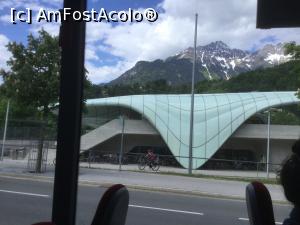 [P37] Innsbruck - De aici porneste calatoria spre munte, unde in jumatate de ora veti ajunge la peste 2000 m.  » foto by mishu
 - 
<span class="allrVoted glyphicon glyphicon-heart hidden" id="av981789"></span>
<a class="m-l-10 hidden" id="sv981789" onclick="voting_Foto_DelVot(,981789,4343)" role="button">șterge vot <span class="glyphicon glyphicon-remove"></span></a>
<a id="v9981789" class=" c-red"  onclick="voting_Foto_SetVot(981789)" role="button"><span class="glyphicon glyphicon-heart-empty"></span> <b>LIKE</b> = Votează poza</a> <img class="hidden"  id="f981789W9" src="/imagini/loader.gif" border="0" /><span class="AjErrMes hidden" id="e981789ErM"></span>