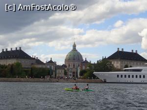 [P28] Copenhaga - Palatul Amalienborg și Biserica de Marmură (Marmorkirken) » foto by Dragoș_MD
 - 
<span class="allrVoted glyphicon glyphicon-heart hidden" id="av1512546"></span>
<a class="m-l-10 hidden" id="sv1512546" onclick="voting_Foto_DelVot(,1512546,4424)" role="button">șterge vot <span class="glyphicon glyphicon-remove"></span></a>
<a id="v91512546" class=" c-red"  onclick="voting_Foto_SetVot(1512546)" role="button"><span class="glyphicon glyphicon-heart-empty"></span> <b>LIKE</b> = Votează poza</a> <img class="hidden"  id="f1512546W9" src="/imagini/loader.gif" border="0" /><span class="AjErrMes hidden" id="e1512546ErM"></span>
