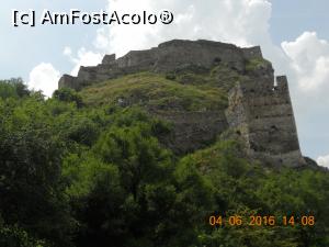 P02 [JUN-2016] Castelul Devin văzut din parcare