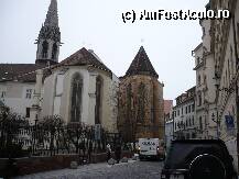[P19] Bratislava - biserica franciscana, turnul seamana cu turnul bisericii Sf. Stefan din Viena » foto by danoradea
 - 
<span class="allrVoted glyphicon glyphicon-heart hidden" id="av42016"></span>
<a class="m-l-10 hidden" id="sv42016" onclick="voting_Foto_DelVot(,42016,4596)" role="button">șterge vot <span class="glyphicon glyphicon-remove"></span></a>
<a id="v942016" class=" c-red"  onclick="voting_Foto_SetVot(42016)" role="button"><span class="glyphicon glyphicon-heart-empty"></span> <b>LIKE</b> = Votează poza</a> <img class="hidden"  id="f42016W9" src="/imagini/loader.gif" border="0" /><span class="AjErrMes hidden" id="e42016ErM"></span>