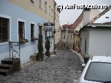 [P05] Bratislava - una din frumoasele stradute ce duc la Castelul Bratislava » foto by danoradea
 - 
<span class="allrVoted glyphicon glyphicon-heart hidden" id="av41966"></span>
<a class="m-l-10 hidden" id="sv41966" onclick="voting_Foto_DelVot(,41966,4596)" role="button">șterge vot <span class="glyphicon glyphicon-remove"></span></a>
<a id="v941966" class=" c-red"  onclick="voting_Foto_SetVot(41966)" role="button"><span class="glyphicon glyphicon-heart-empty"></span> <b>LIKE</b> = Votează poza</a> <img class="hidden"  id="f41966W9" src="/imagini/loader.gif" border="0" /><span class="AjErrMes hidden" id="e41966ErM"></span>