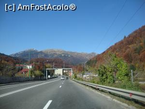 [P19] Am intrat în Sinaia. Remarcăm pâlcurile bălane de pe vârfurile montane aflate în faţa noastră.  » foto by Floryn81
 - 
<span class="allrVoted glyphicon glyphicon-heart hidden" id="av919140"></span>
<a class="m-l-10 hidden" id="sv919140" onclick="voting_Foto_DelVot(,919140,4656)" role="button">șterge vot <span class="glyphicon glyphicon-remove"></span></a>
<a id="v9919140" class=" c-red"  onclick="voting_Foto_SetVot(919140)" role="button"><span class="glyphicon glyphicon-heart-empty"></span> <b>LIKE</b> = Votează poza</a> <img class="hidden"  id="f919140W9" src="/imagini/loader.gif" border="0" /><span class="AjErrMes hidden" id="e919140ErM"></span>