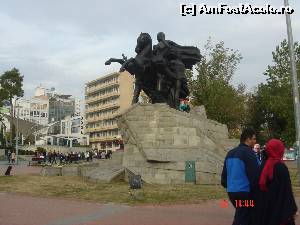 [P34] Monumentul lui Ataturk, Antalya » foto by crismis
 - 
<span class="allrVoted glyphicon glyphicon-heart hidden" id="av580867"></span>
<a class="m-l-10 hidden" id="sv580867" onclick="voting_Foto_DelVot(,580867,4692)" role="button">șterge vot <span class="glyphicon glyphicon-remove"></span></a>
<a id="v9580867" class=" c-red"  onclick="voting_Foto_SetVot(580867)" role="button"><span class="glyphicon glyphicon-heart-empty"></span> <b>LIKE</b> = Votează poza</a> <img class="hidden"  id="f580867W9" src="/imagini/loader.gif" border="0" /><span class="AjErrMes hidden" id="e580867ErM"></span>