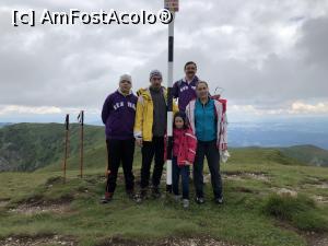 [P29] Echipa noastra care a ajuns in Vf. Gropsoarele (1.883 m alt). - dovada » foto by Dan&Ema
 - 
<span class="allrVoted glyphicon glyphicon-heart hidden" id="av978876"></span>
<a class="m-l-10 hidden" id="sv978876" onclick="voting_Foto_DelVot(,978876,4696)" role="button">șterge vot <span class="glyphicon glyphicon-remove"></span></a>
<a id="v9978876" class=" c-red"  onclick="voting_Foto_SetVot(978876)" role="button"><span class="glyphicon glyphicon-heart-empty"></span> <b>LIKE</b> = Votează poza</a> <img class="hidden"  id="f978876W9" src="/imagini/loader.gif" border="0" /><span class="AjErrMes hidden" id="e978876ErM"></span>