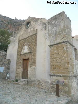 [P26] Biserica Agios Nicolaos: a fost construită în 1703 pe ruinele a 2 foste biserici bizantine. Cu toate aceste nu a funcționat niciodată ca o biserică. În perioada ocupației turce (1715-1821) a servit ca depozit de arme. Din 1839 până la mijlocul secolului XX a fost școală primară. » foto by Dabator
 - 
<span class="allrVoted glyphicon glyphicon-heart hidden" id="av619979"></span>
<a class="m-l-10 hidden" id="sv619979" onclick="voting_Foto_DelVot(,619979,4702)" role="button">șterge vot <span class="glyphicon glyphicon-remove"></span></a>
<a id="v9619979" class=" c-red"  onclick="voting_Foto_SetVot(619979)" role="button"><span class="glyphicon glyphicon-heart-empty"></span> <b>LIKE</b> = Votează poza</a> <img class="hidden"  id="f619979W9" src="/imagini/loader.gif" border="0" /><span class="AjErrMes hidden" id="e619979ErM"></span>