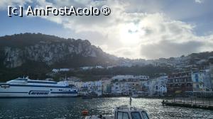 [P04] Pe insula exista 2 mari orase: Capri si Anacapri. Orasul Capri se vede cum te apropii de insula, insa Anacapri, situat mai sus, este destinatia perfecta pentru cei care iubesc linistea, aici sunt mai putine magazine de lux si mai multi artizani. » foto by geani anto
 - 
<span class="allrVoted glyphicon glyphicon-heart hidden" id="av1409546"></span>
<a class="m-l-10 hidden" id="sv1409546" onclick="voting_Foto_DelVot(,1409546,4857)" role="button">șterge vot <span class="glyphicon glyphicon-remove"></span></a>
<a id="v91409546" class=" c-red"  onclick="voting_Foto_SetVot(1409546)" role="button"><span class="glyphicon glyphicon-heart-empty"></span> <b>LIKE</b> = Votează poza</a> <img class="hidden"  id="f1409546W9" src="/imagini/loader.gif" border="0" /><span class="AjErrMes hidden" id="e1409546ErM"></span>