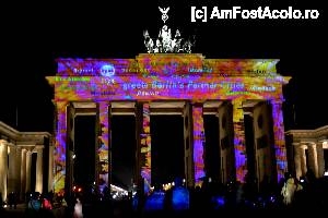 [P05] Culori, culori pe Brandenburger Tor. Foarte frumos » foto by MCM
 - 
<span class="allrVoted glyphicon glyphicon-heart hidden" id="av478860"></span>
<a class="m-l-10 hidden" id="sv478860" onclick="voting_Foto_DelVot(,478860,4900)" role="button">șterge vot <span class="glyphicon glyphicon-remove"></span></a>
<a id="v9478860" class=" c-red"  onclick="voting_Foto_SetVot(478860)" role="button"><span class="glyphicon glyphicon-heart-empty"></span> <b>LIKE</b> = Votează poza</a> <img class="hidden"  id="f478860W9" src="/imagini/loader.gif" border="0" /><span class="AjErrMes hidden" id="e478860ErM"></span>