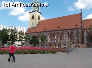 [P20] Berlin. Marienkirche. <p> (Aparat foto setare corectă 2017)  » foto by mihaelavoicu
 - 
<span class="allrVoted glyphicon glyphicon-heart hidden" id="av942237"></span>
<a class="m-l-10 hidden" id="sv942237" onclick="voting_Foto_DelVot(,942237,4900)" role="button">șterge vot <span class="glyphicon glyphicon-remove"></span></a>
<a id="v9942237" class=" c-red"  onclick="voting_Foto_SetVot(942237)" role="button"><span class="glyphicon glyphicon-heart-empty"></span> <b>LIKE</b> = Votează poza</a> <img class="hidden"  id="f942237W9" src="/imagini/loader.gif" border="0" /><span class="AjErrMes hidden" id="e942237ErM"></span>