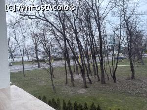 [P04] Sulina Internaţional din Mamaia - din balconul meu aveam vedere lac » foto by nicole33
 - 
<span class="allrVoted glyphicon glyphicon-heart hidden" id="av1523857"></span>
<a class="m-l-10 hidden" id="sv1523857" onclick="voting_Foto_DelVot(,1523857,4946)" role="button">șterge vot <span class="glyphicon glyphicon-remove"></span></a>
<a id="v91523857" class=" c-red"  onclick="voting_Foto_SetVot(1523857)" role="button"><span class="glyphicon glyphicon-heart-empty"></span> <b>LIKE</b> = Votează poza</a> <img class="hidden"  id="f1523857W9" src="/imagini/loader.gif" border="0" /><span class="AjErrMes hidden" id="e1523857ErM"></span>