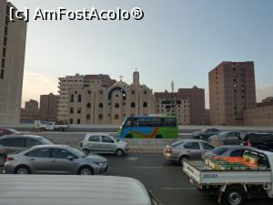 P13 [MAR-2021] Cairo, printre mașini.