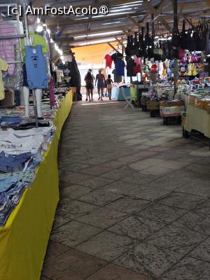 [P25] Bazar in satul Gliki » foto by ilee
 - 
<span class="allrVoted glyphicon glyphicon-heart hidden" id="av1542088"></span>
<a class="m-l-10 hidden" id="sv1542088" onclick="voting_Foto_DelVot(,1542088,5075)" role="button">șterge vot <span class="glyphicon glyphicon-remove"></span></a>
<a id="v91542088" class=" c-red"  onclick="voting_Foto_SetVot(1542088)" role="button"><span class="glyphicon glyphicon-heart-empty"></span> <b>LIKE</b> = Votează poza</a> <img class="hidden"  id="f1542088W9" src="/imagini/loader.gif" border="0" /><span class="AjErrMes hidden" id="e1542088ErM"></span>