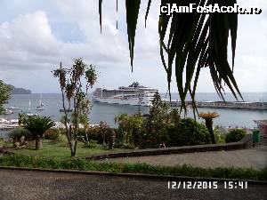P02 [DEC-2015] Fantasia ancorată la una dintre danele terminalului navelor de croazieră din Funchal