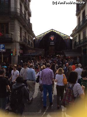 [P12] La Boqueria! Piata din centrul Barcelonei unde se gasesc de toate, fructe de mare, legume, fructe, carne, toate foarte proaspete.  » foto by Kristian
 - 
<span class="allrVoted glyphicon glyphicon-heart hidden" id="av612498"></span>
<a class="m-l-10 hidden" id="sv612498" onclick="voting_Foto_DelVot(,612498,5104)" role="button">șterge vot <span class="glyphicon glyphicon-remove"></span></a>
<a id="v9612498" class=" c-red"  onclick="voting_Foto_SetVot(612498)" role="button"><span class="glyphicon glyphicon-heart-empty"></span> <b>LIKE</b> = Votează poza</a> <img class="hidden"  id="f612498W9" src="/imagini/loader.gif" border="0" /><span class="AjErrMes hidden" id="e612498ErM"></span>