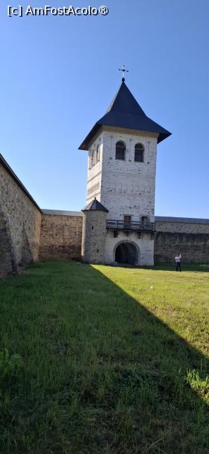 [P20] Bucovina in 4 zile - Clopotnita Manastirii Zamca. » foto by iulianic
 - 
<span class="allrVoted glyphicon glyphicon-heart hidden" id="av1543139"></span>
<a class="m-l-10 hidden" id="sv1543139" onclick="voting_Foto_DelVot(,1543139,5114)" role="button">șterge vot <span class="glyphicon glyphicon-remove"></span></a>
<a id="v91543139" class=" c-red"  onclick="voting_Foto_SetVot(1543139)" role="button"><span class="glyphicon glyphicon-heart-empty"></span> <b>LIKE</b> = Votează poza</a> <img class="hidden"  id="f1543139W9" src="/imagini/loader.gif" border="0" /><span class="AjErrMes hidden" id="e1543139ErM"></span>